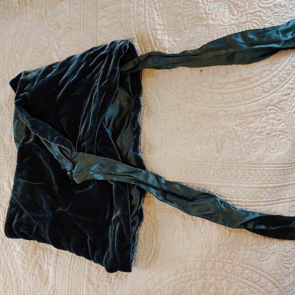 Velvet satin Bebe wrap